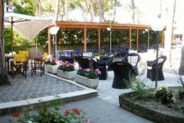 Promenade Simple Con Piscina Hotel